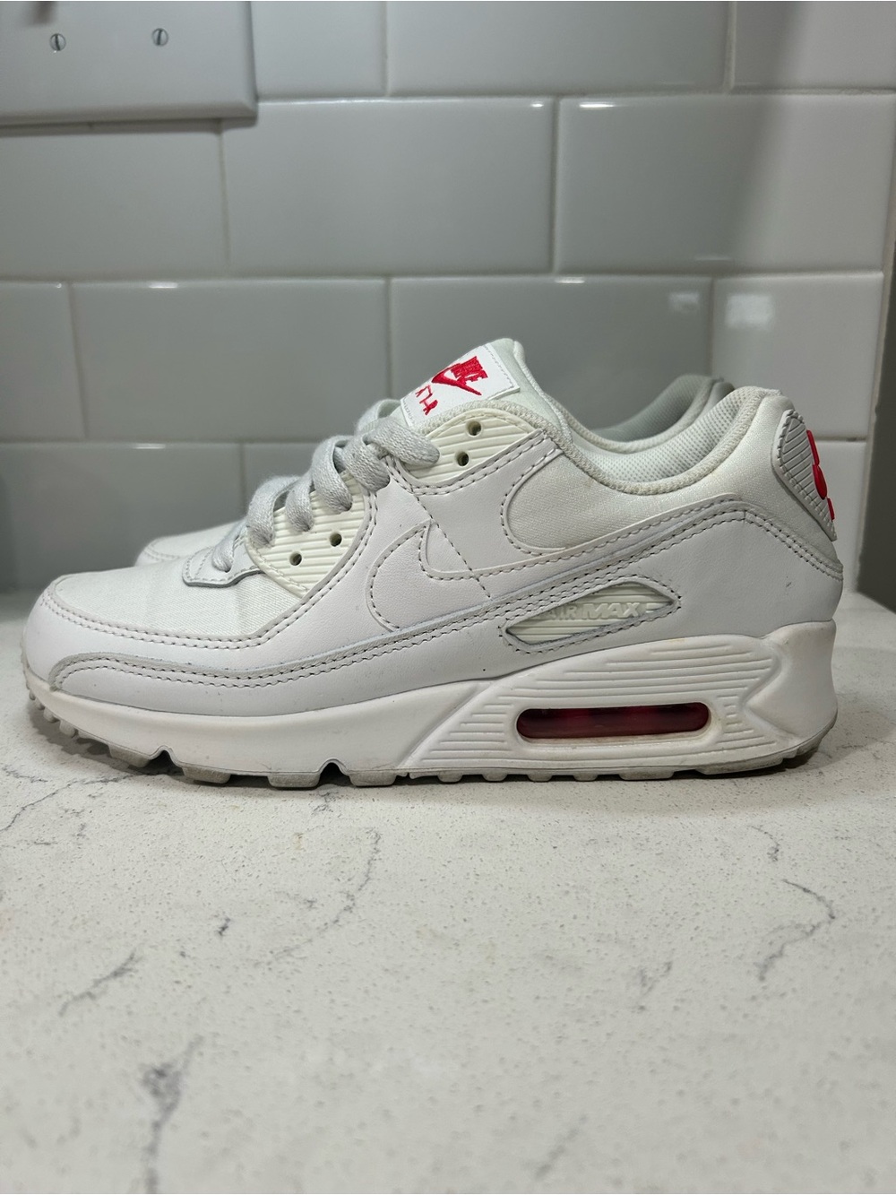 Nike women’s Air Max 90 Casual Shoes - White with Red Accent size 7.5